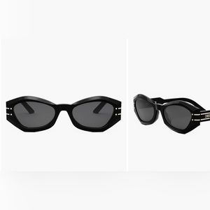 Dior The DiorSignature B1U 55mm Butterfly Sunglasses in Black